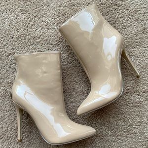 Ankle boots